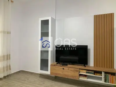 Apartament 1+1 me qera në Pallati me Shigjeta, Tiranë, 72 m². Foto 1 nga 8
