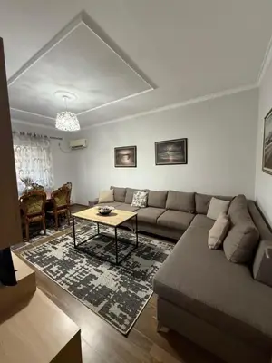 Apartament 2+1 me qera në Don Bosko, Tiranë, 88 m². Foto 1 nga 5