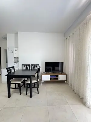 Apartament 1+1 me qera në Tregu Industrial, Durrës, 70 m². Foto 3 nga 8