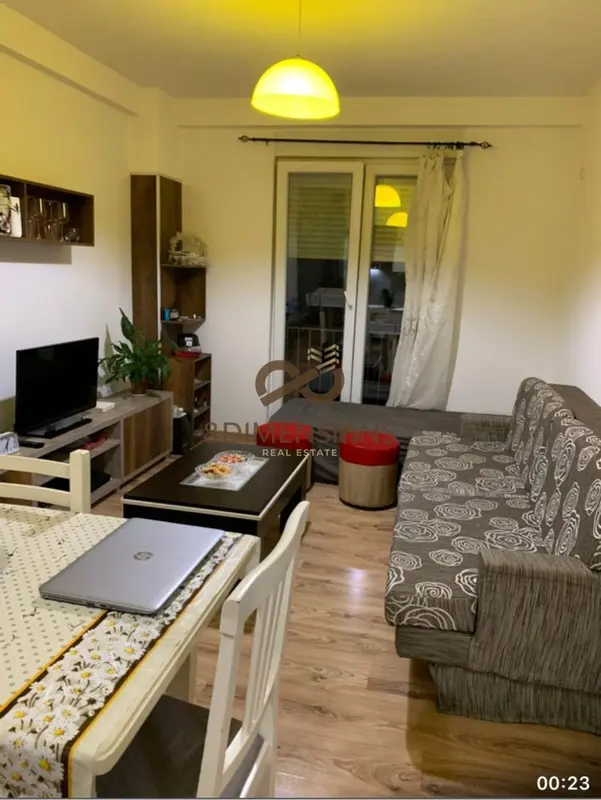 Appartamento 1+1 in vendita a Qyteti Studenti, Tirana, 62 m²