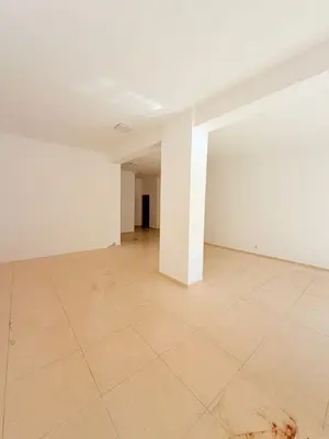 Commercial space for rent in Durrës, 92 m². Photo 2 of 5
