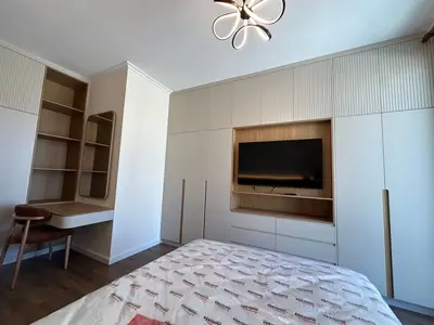 Apartament 2+1 me qera në Kompleksi Dinamo, Tiranë, 103 m². Foto 9 nga 10