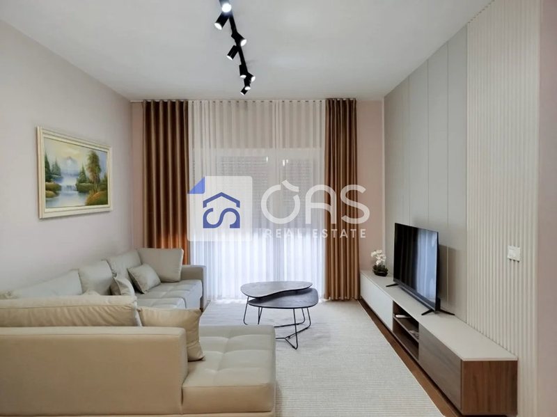 Appartamento 1+1 in affitto a Rruga Dervish Hekali, Tirana, 75 m²