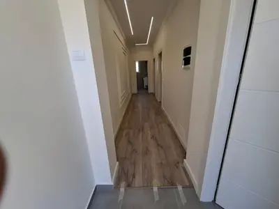 Apartament 2+1 me qera në Durrës, 90 m². Foto 9 nga 9