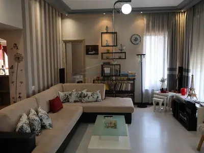 Appartamento 2+1 in affitto a Rruga e Kavajës, Tirana, 160 m². Foto 1 di 11