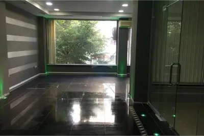 Dyqan në shitje në Rruga Abdyl Frashëri, Tiranë, 58 m². Foto 1 nga 3