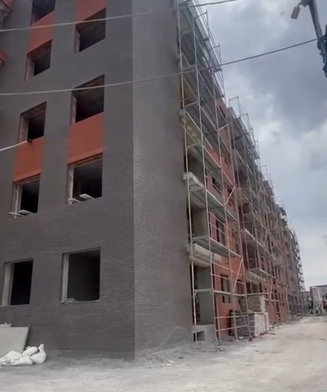 Appartamento 1+1 in vendita a Paskuqan, Kamza, 57 m². Foto 2 di 2