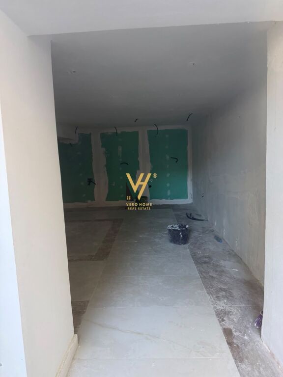 Dyqan me qera në Blloku, Tiranë, 30 m². Foto 2 nga 2