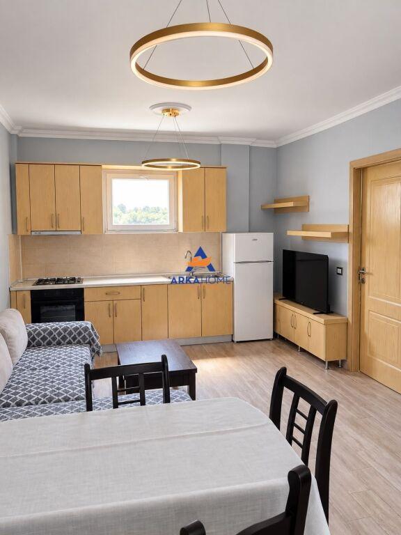 Apartament 2+1 me qera në Rruga Mine Peza, Tiranë, 75 m²