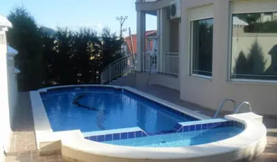 Villa for sale in Rruga e Elbasanit, Tirana, 560 m². Photo 1 of 12
