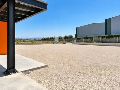 Magazinë në shitje në Shijak, Durrës, 6 758 m². Foto 2 nga 6