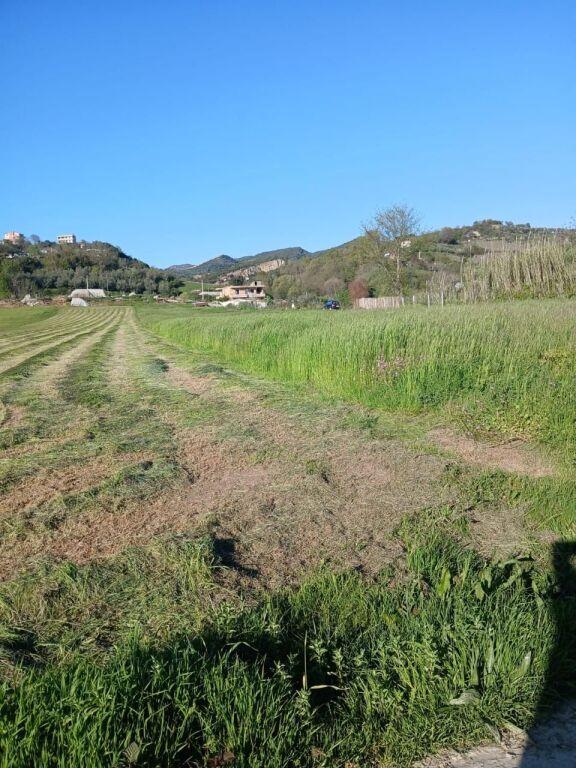 Tokë në shitje në Ndroq, Tiranë, 4 000 m². Foto 4 nga 5