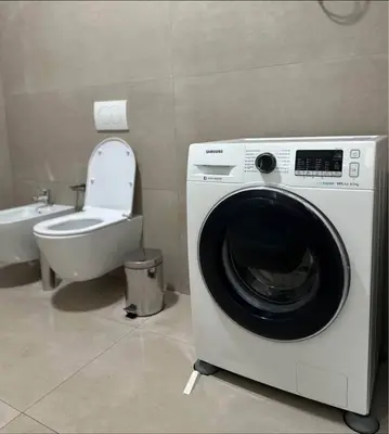 Apartament 1+1 me qera në Rruga e Kavajës, Tiranë, 80 m². Foto 5 nga 9