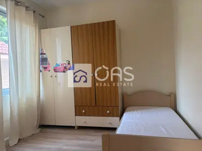 Apartament 2+1 me qera në Pallati Brigadave, Tiranë, 90 m². Foto 2 nga 12