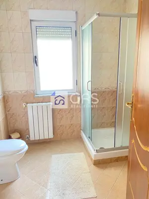 Duplex 3+1 in affitto a Rruga e Elbasanit, Tirana, 140 m². Foto 7 di 12