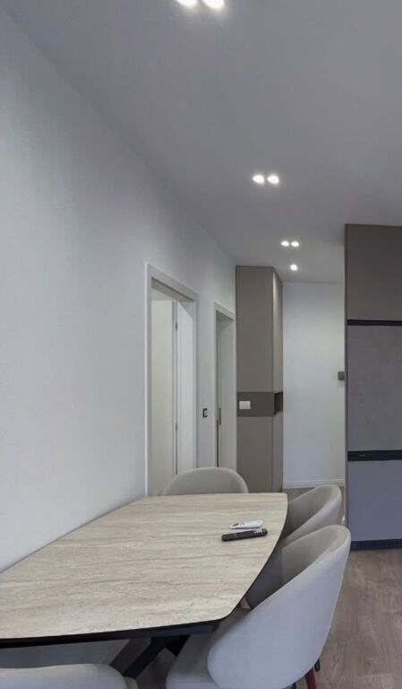 Apartment 2+1 for rent in Zogu i Zi, Tirana, 85 m². Photo 1 of 3