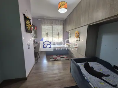 Apartament 2+1 me qera në Komuna e Parisit, Tiranë, 102 m². Foto 6 nga 8