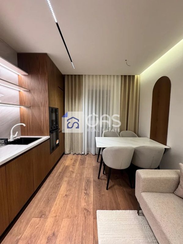 Appartamento 2+1 in affitto a Porcelan, Tirana, 79 m²