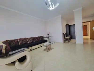 Apartament 3+1 në shitje në Selitë, Tiranë, 149 m². Foto 2 nga 5