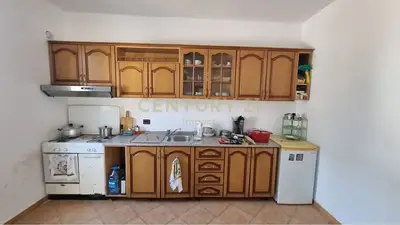 Casa indipendente 2+1 in affitto a Lapraka, Tirana, 103 m². Foto 8 di 10