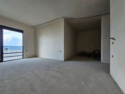 Appartamento 1+1 in vendita a Ruga mitat hoxha, Saranda, 87 m². Foto 2 di 11