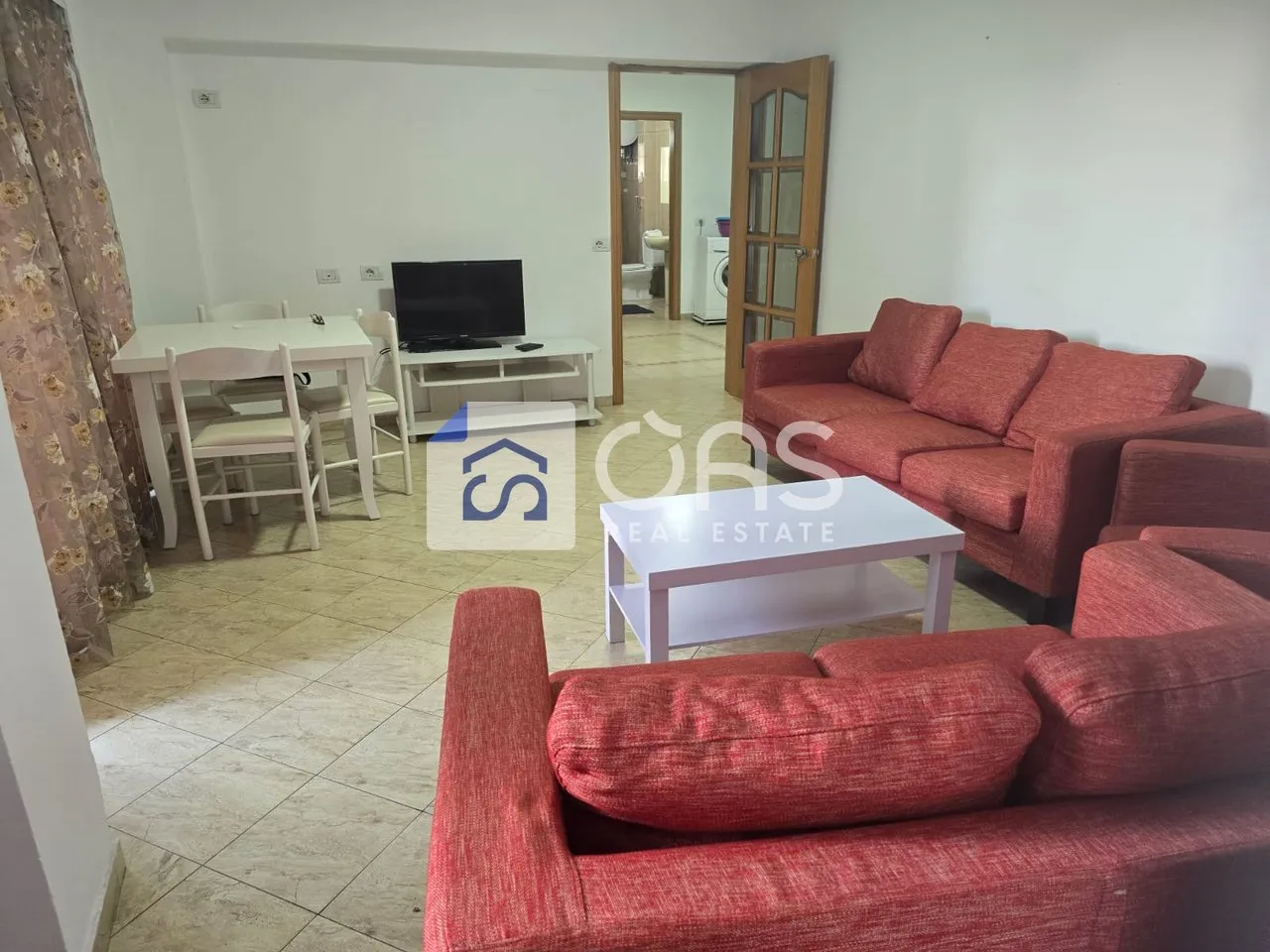 Apartament 2+1 me qera në Toptani, Tiranë, 95 m². Foto 1 nga 11